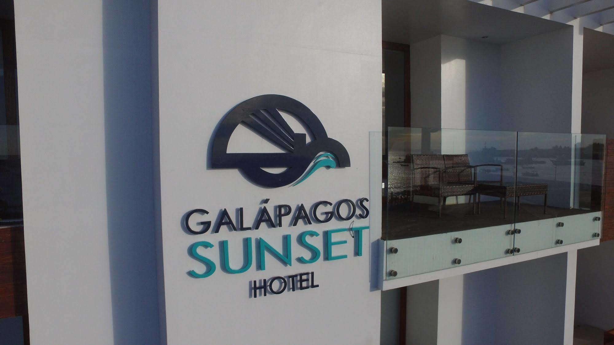 Galapagos Sunset Hotel بويرتو بكويريزو مورينو المظهر الخارجي الصورة